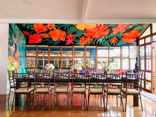 ISHIAYA'S GARDEN BISTRO